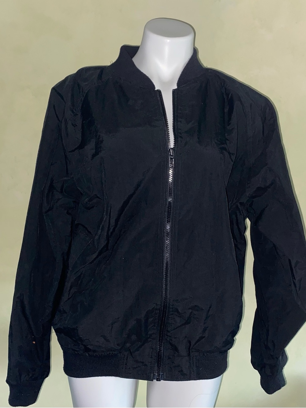 Vintage GUESS Black Bomber Jacket with Red, White & Blue Flag Back - Picture 3 of 4